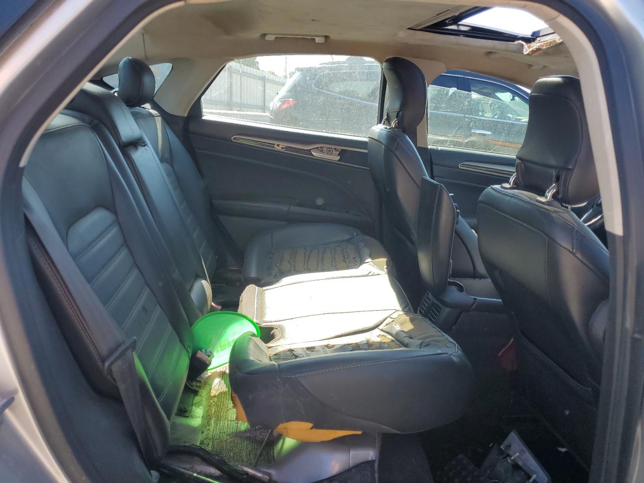 2014 Ford Fusion Se VIN: 3FA6P0HD4ER281990 Lot: 82447815