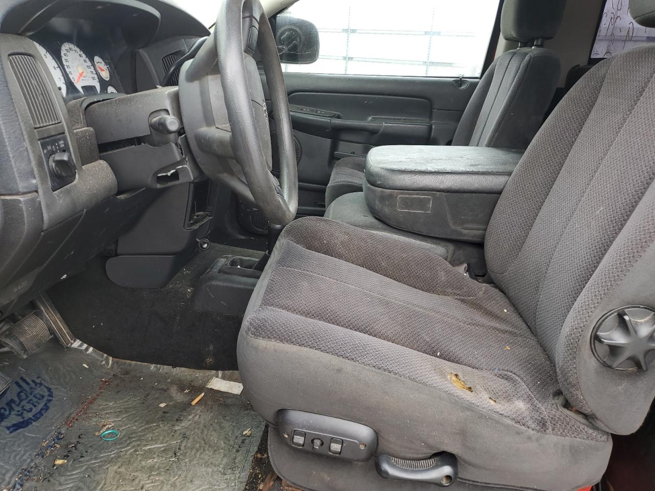 2005 Dodge Ram 1500 St VIN: 1D7HU16N15J597148 Lot: 84972695