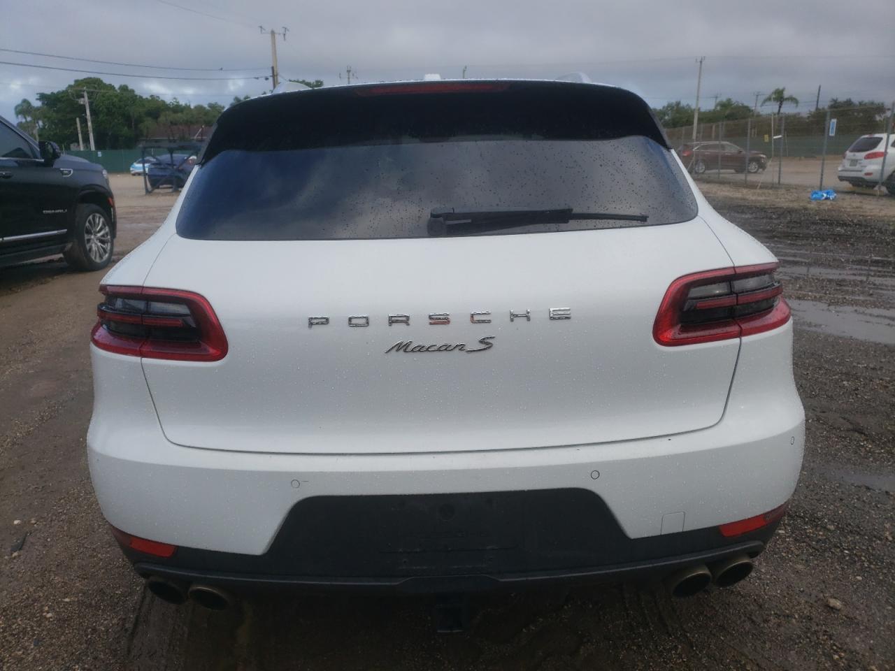2017 Porsche Macan S VIN: WP1AB2A57HLB10959 Lot: 85550515