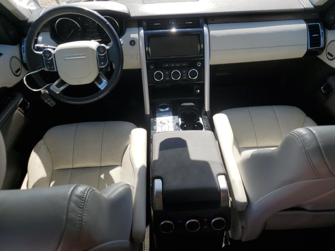 2017 Land Rover Discovery Hse VIN: SALRRBBV9HA025477 Lot: 89443265