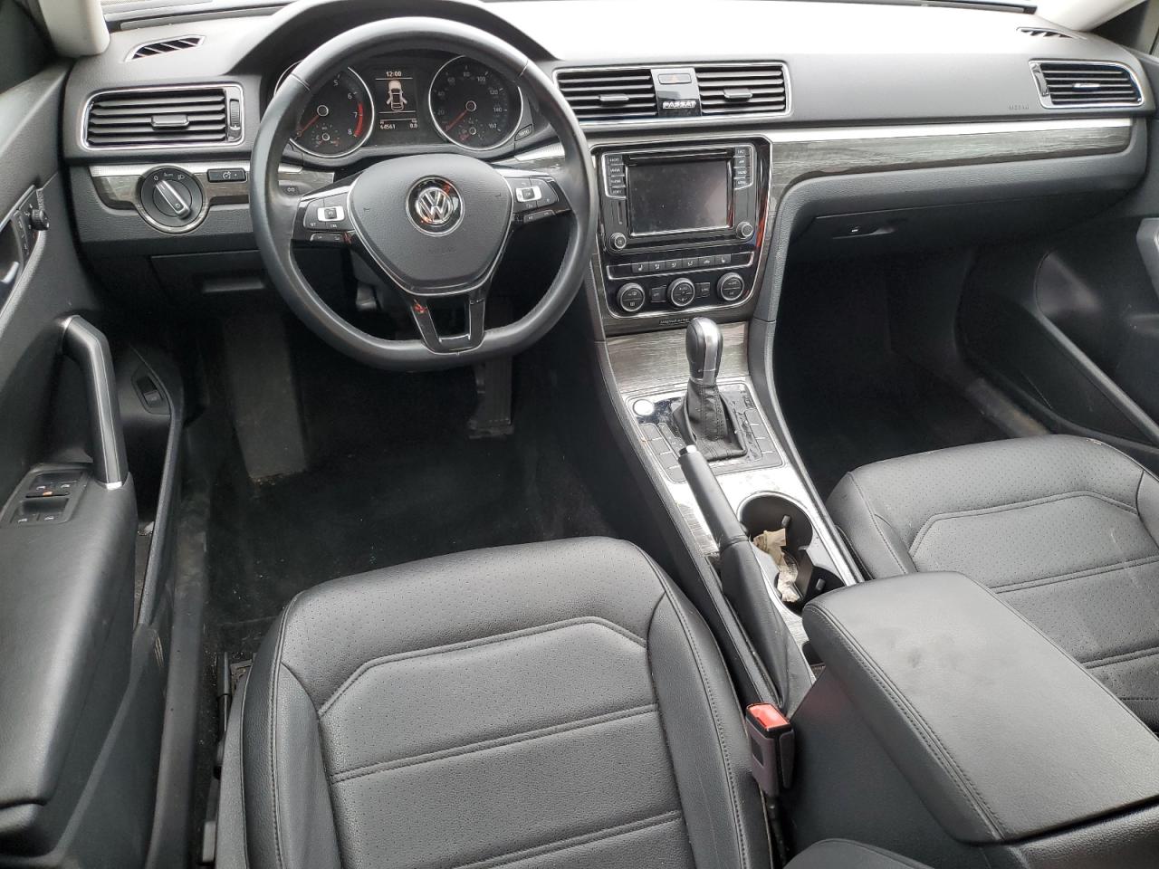 2018 Volkswagen Passat Se VIN: 1VWBA7A33JC029027 Lot: 86172965