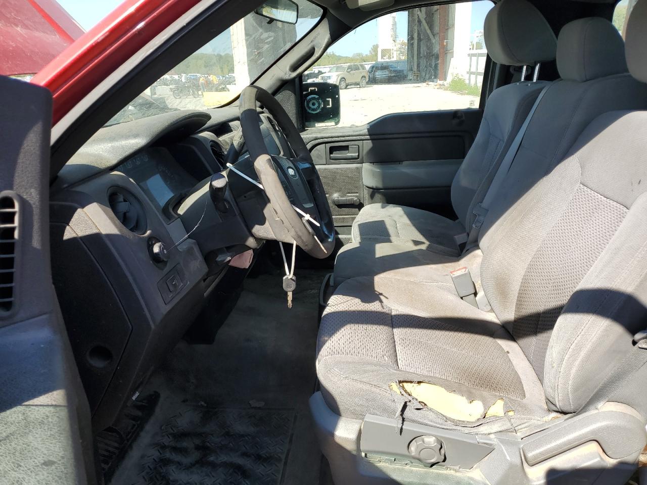 2012 Ford F150 VIN: 1FTMF1CM4CKE25203 Lot: 84522205