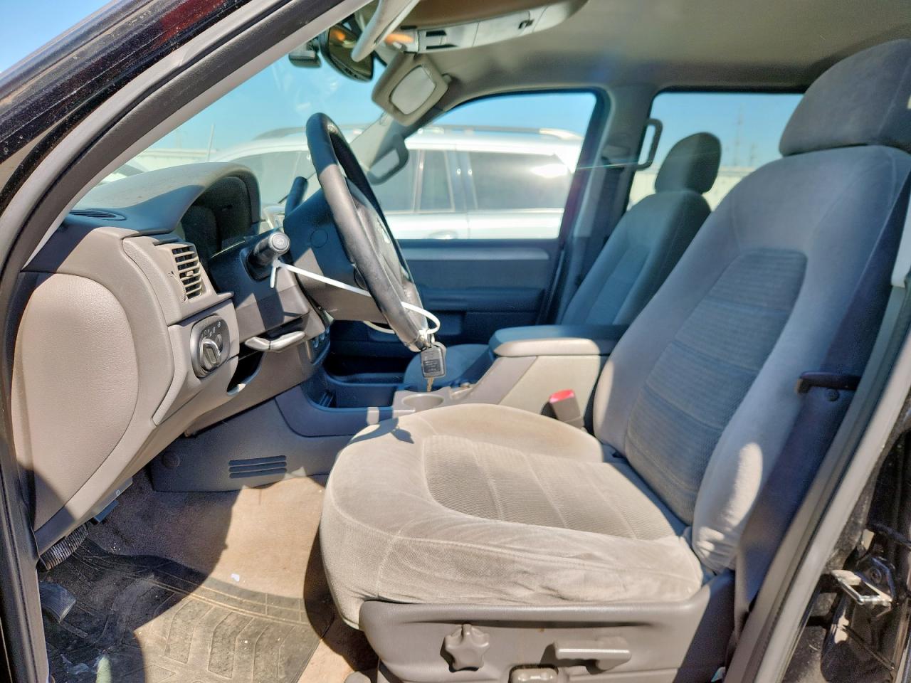 2004 Ford Explorer Xlt VIN: 1FMZU63K44UB33639 Lot: 86267095