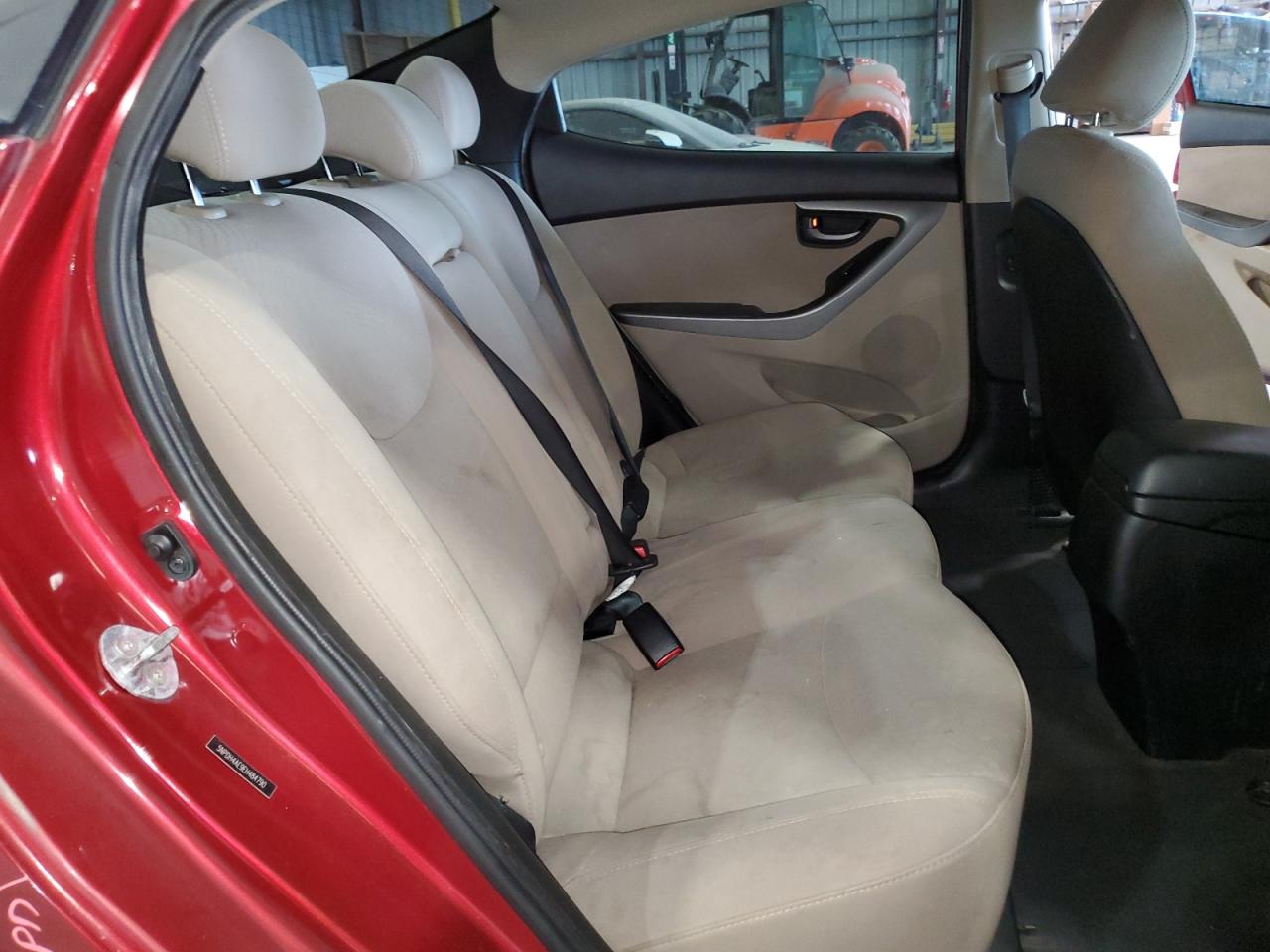 2014 Hyundai Elantra Se VIN: 5NPDH4AE9EH484790 Lot: 84588905