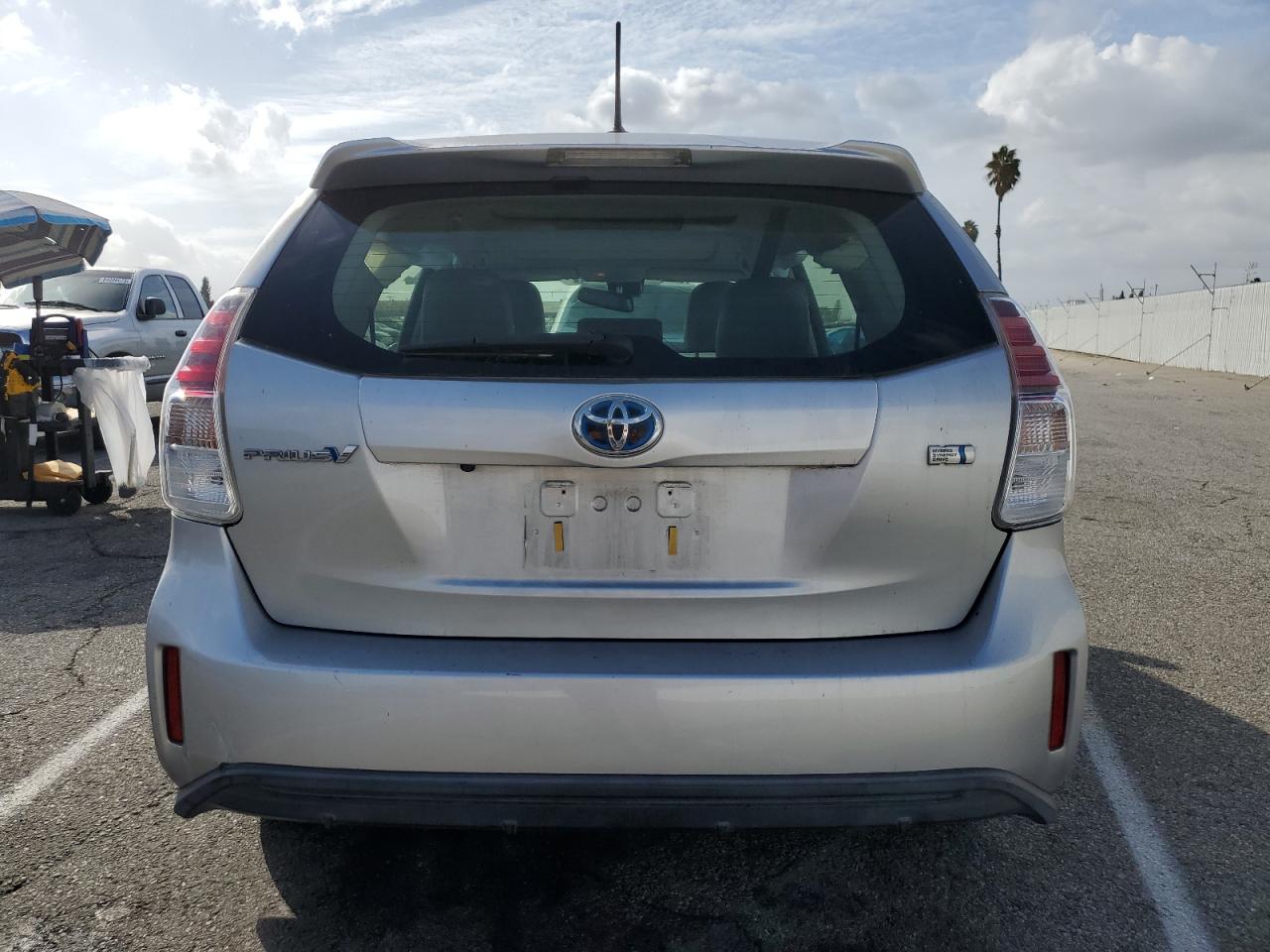 2017 Toyota Prius V VIN: JTDZN3EU1HJ063975 Lot: 86537965