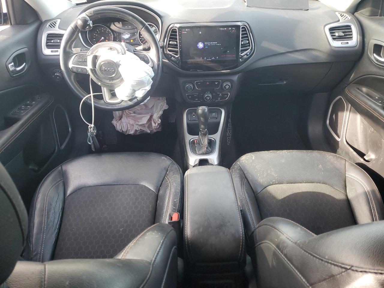 2019 Jeep Compass Latitude VIN: 3C4NJCBB2KT686244 Lot: 89861585