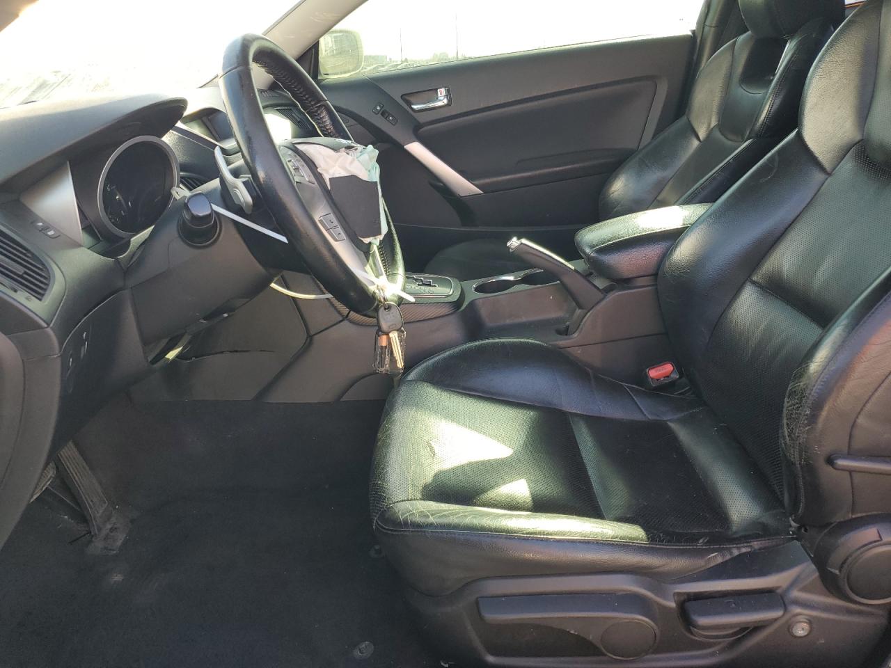 2010 Hyundai Genesis Coupe 2.0T VIN: KMHHT6KD9AU033176 Lot: 86165805