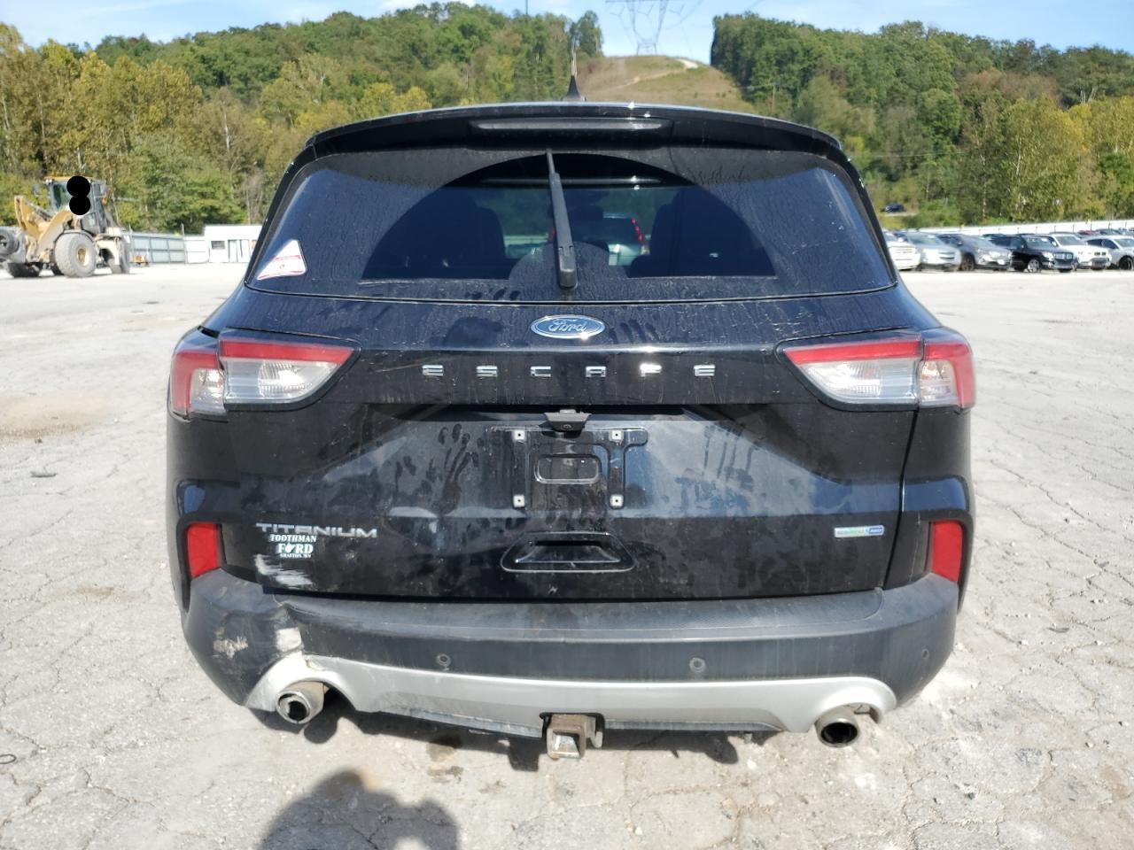 2020 Ford Escape Titanium VIN: 1FMCU9J93LUB29877 Lot: 85120095