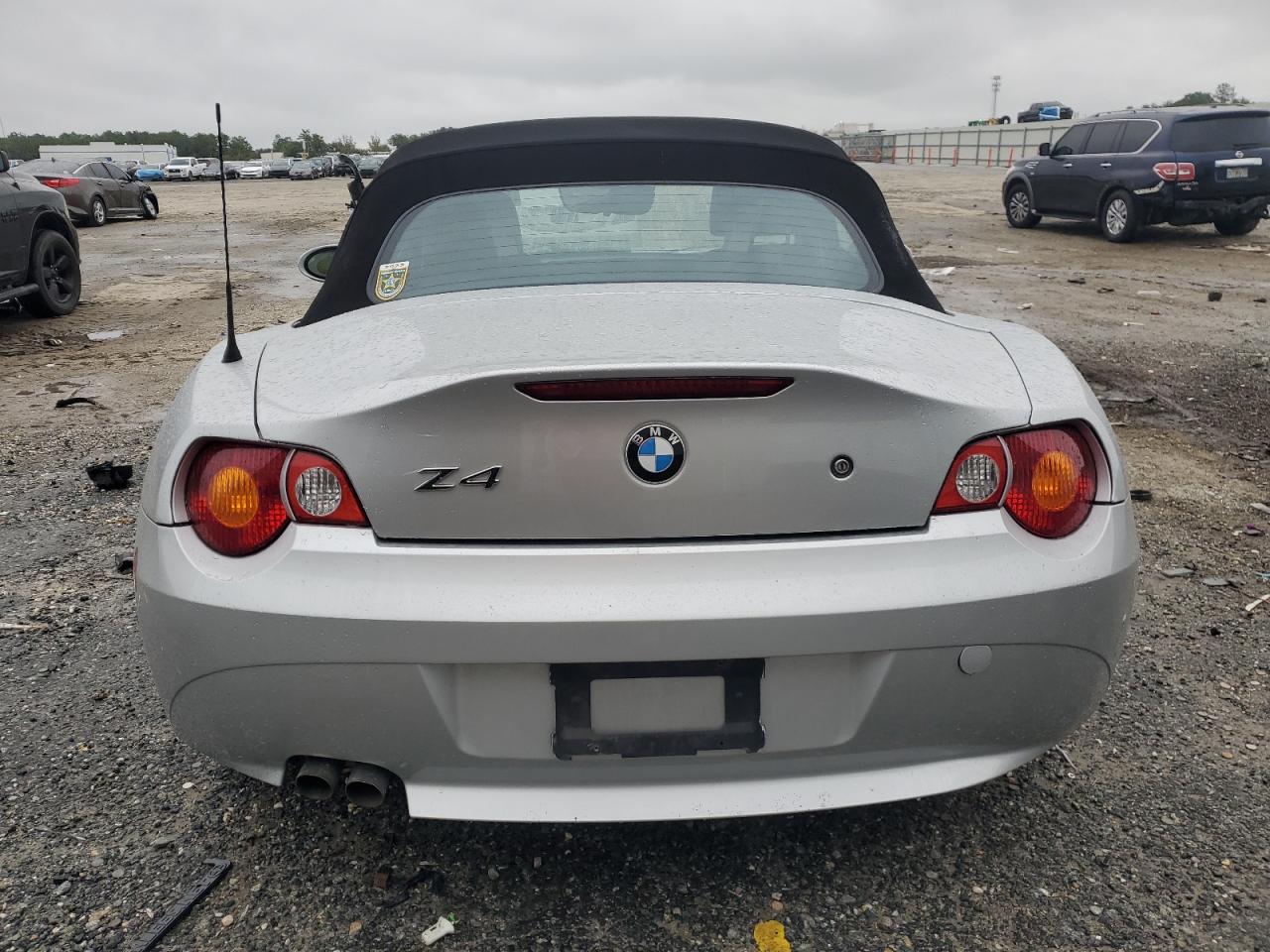 2004 BMW Z4 2.5 VIN: 4USBT33564LR68577 Lot: 86108155