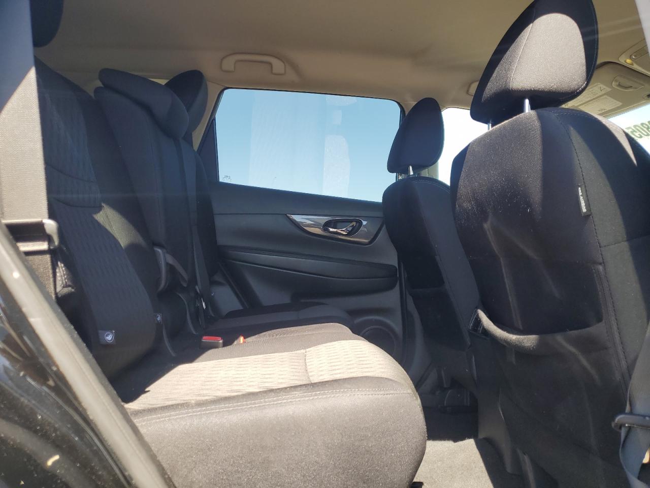 2018 Nissan Rogue S VIN: 5N1AT2MV1JC848767 Lot: 82209805