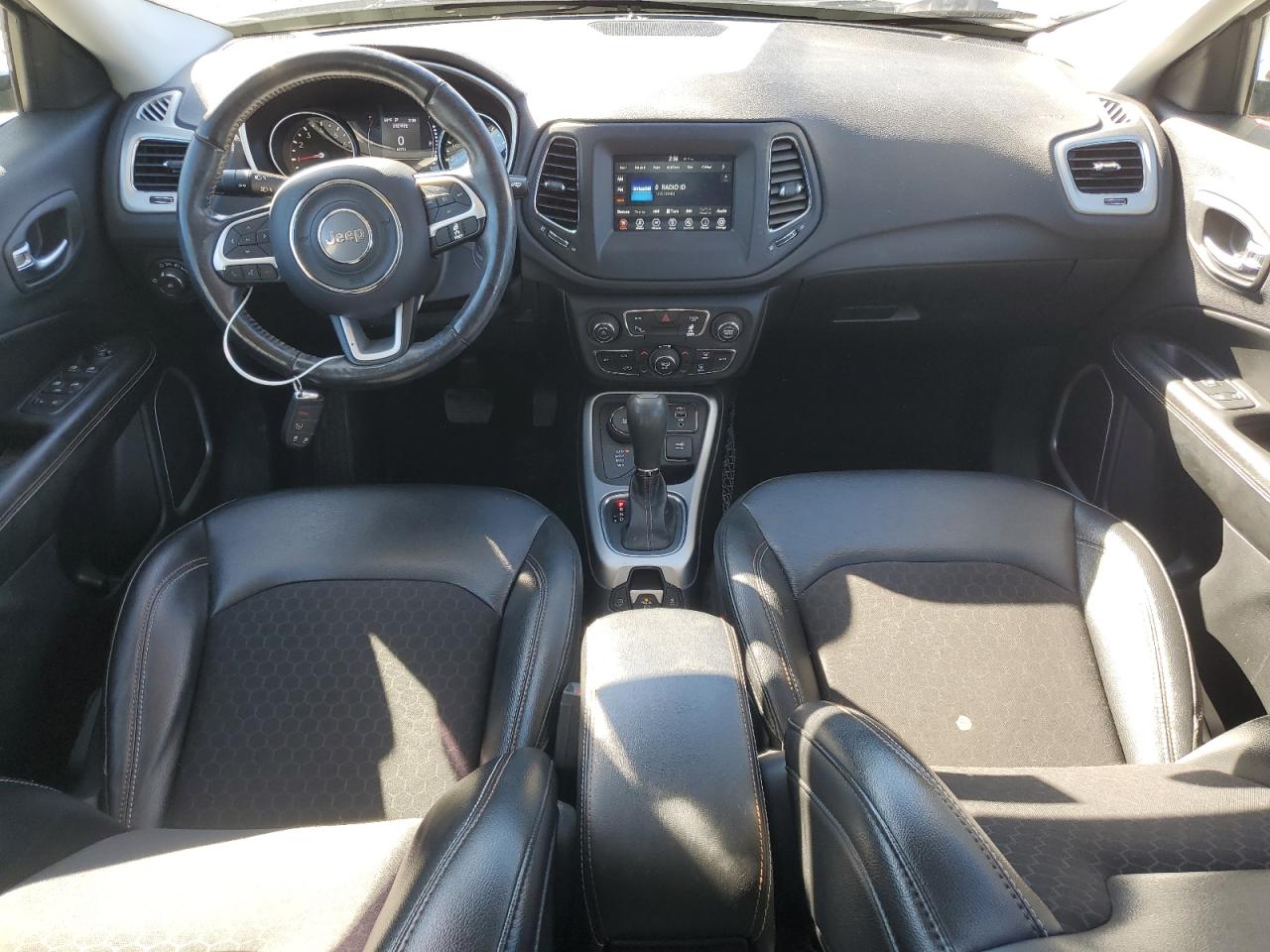 2020 Jeep Compass Latitude VIN: 3C4NJDBB2LT160252 Lot: 85830445