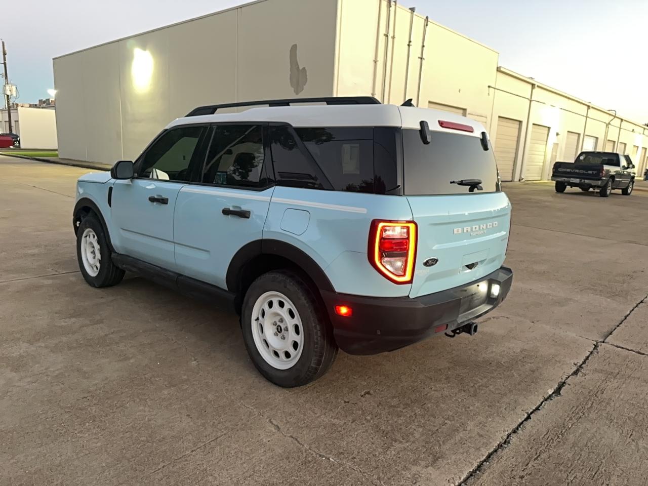 2024 Ford Bronco Sport Heritage blue null gas 3FMCR9G63RRE61414 photo #4