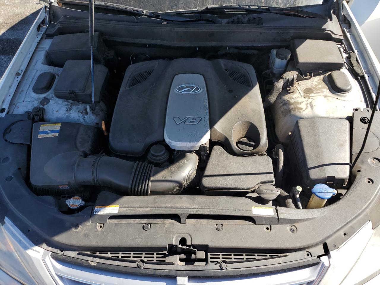 2011 Hyundai Genesis 4.6L VIN: KMHGC4DF7BU116380 Lot: 90407335