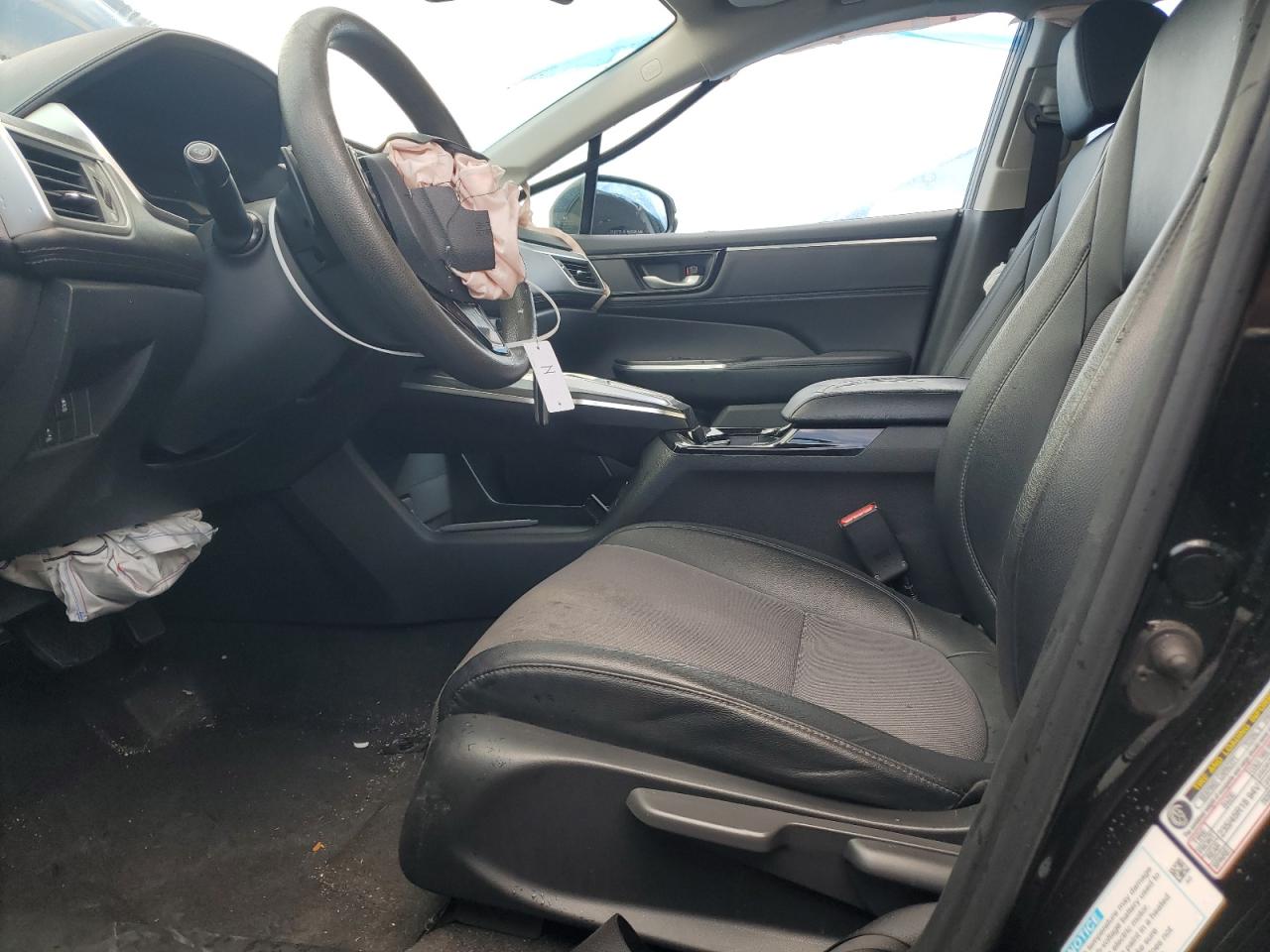 2018 Honda Clarity VIN: JHMZC5F11JC011633 Lot: 81209265