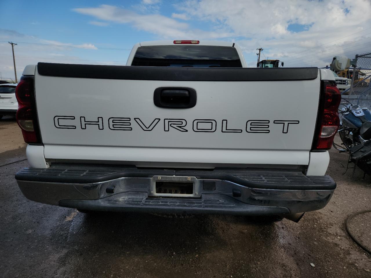 2004 Chevrolet Silverado K2500 Heavy Duty VIN: 1GCHK29U24E395189 Lot: 85279365