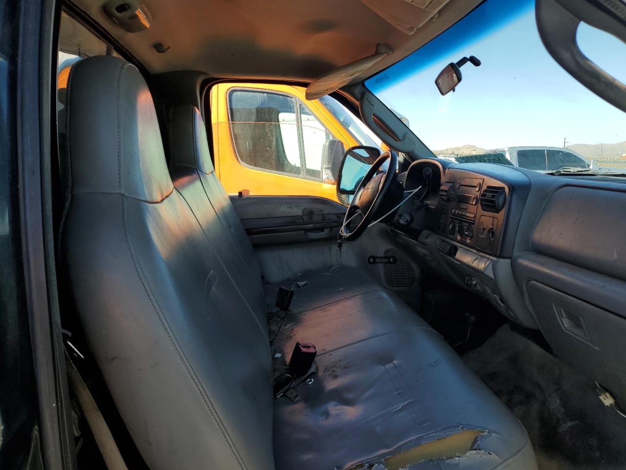 2006 Ford F450 Super Duty VIN: 1FDXF47P06EA91270 Lot: 86538205