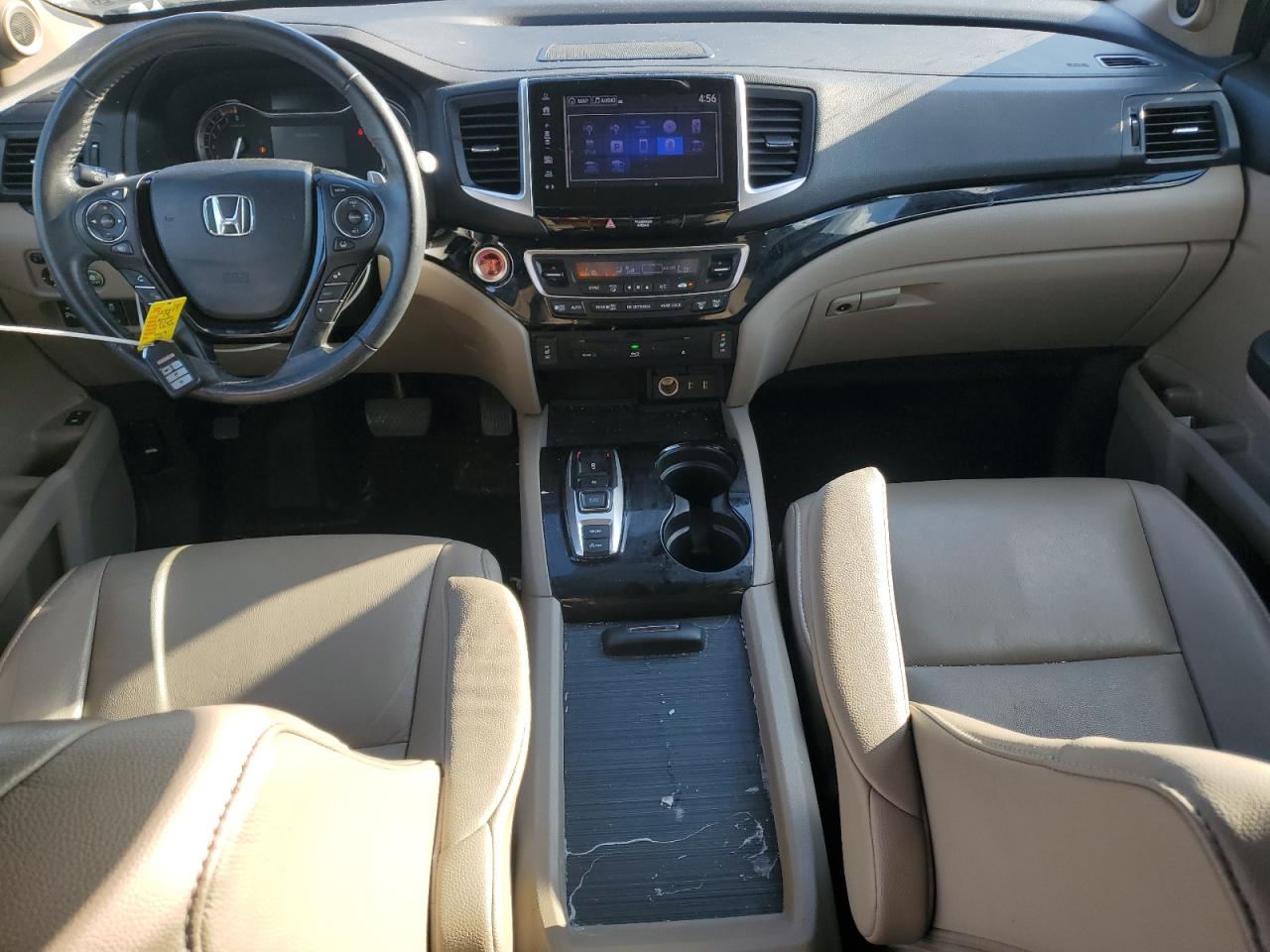 2018 Honda Pilot Touring VIN: 5FNYF5H93JB003463 Lot: 82285385