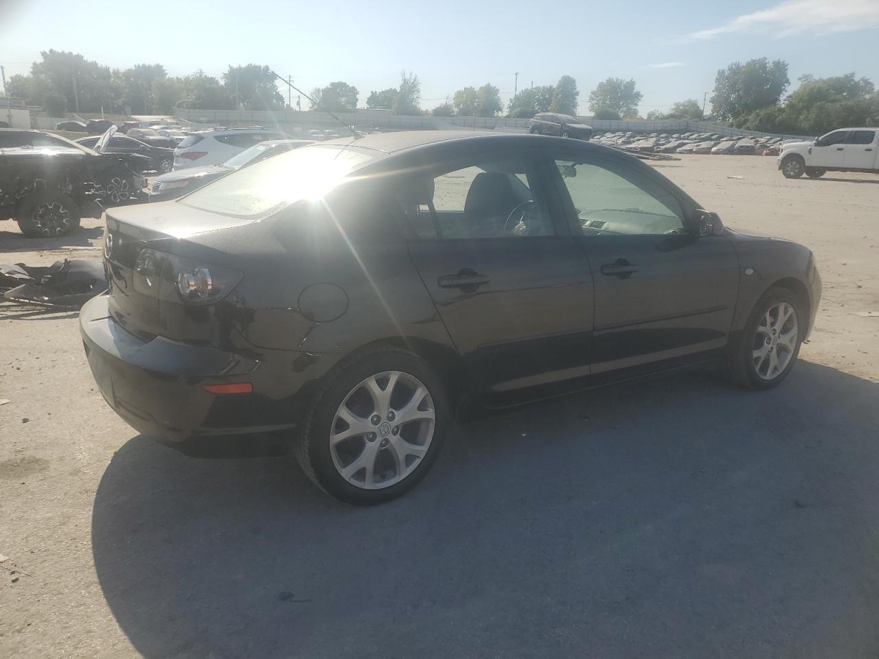 2008 Mazda 3 I VIN: JM1BK32F481176142 Lot: 85851415