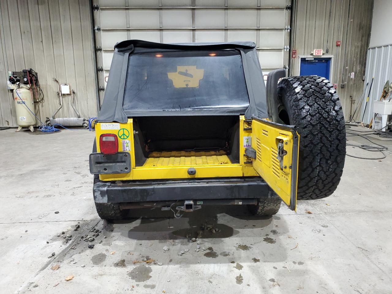 2004 Jeep Wrangler / Tj Sport VIN: 1J4FA49S34P764872 Lot: 86466005