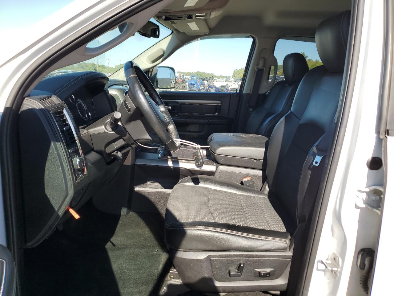 2014 Ram 1500 Sport VIN: 1C6RR7MT4ES425606 Lot: 85750085