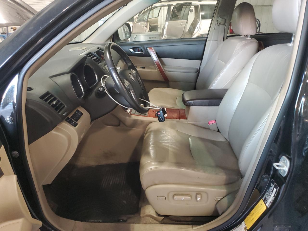 2009 Toyota Highlander Limited VIN: JTEES42AX92119474 Lot: 82551305