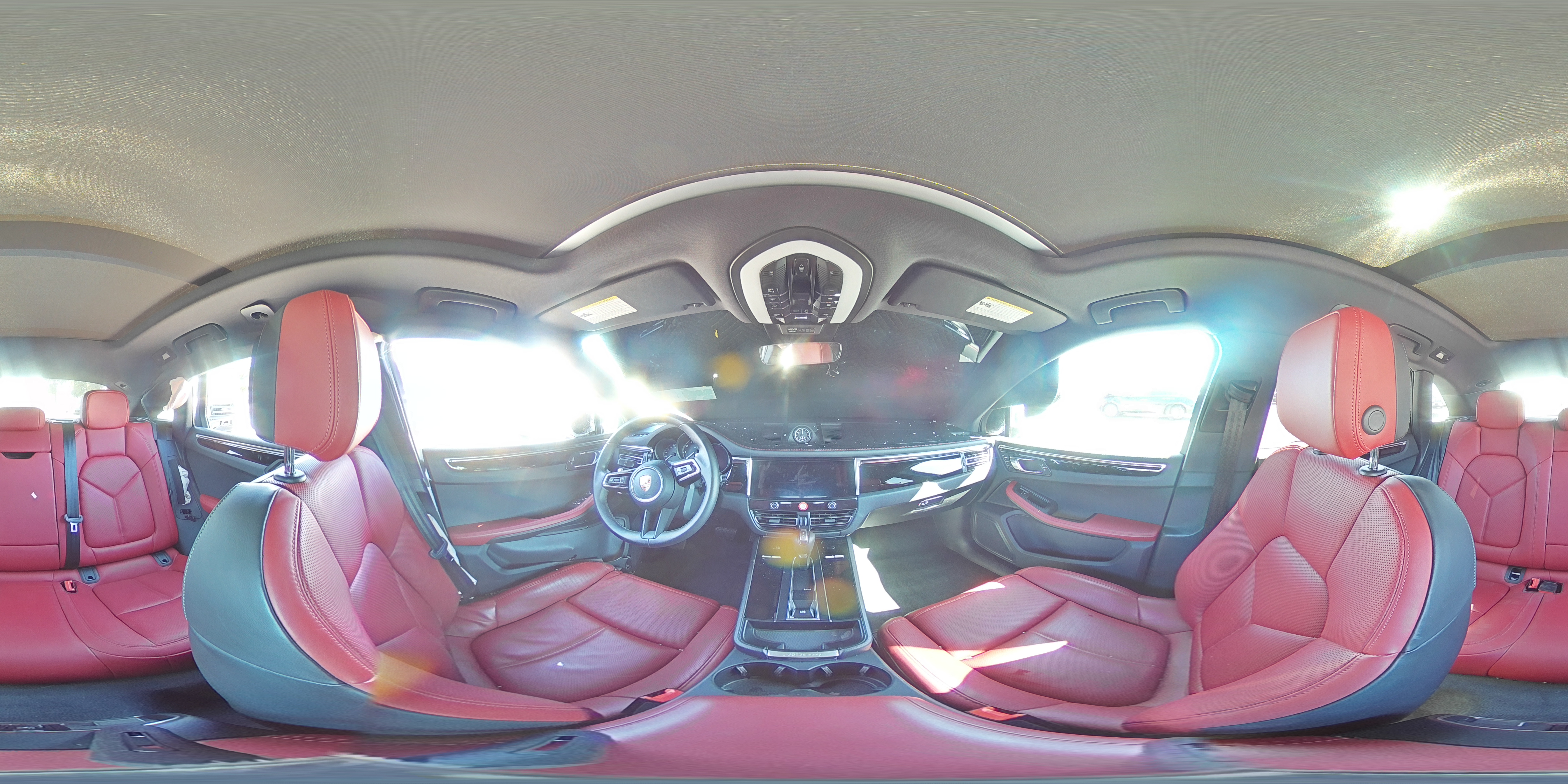 2024 Porsche Macan Base VIN: WP1AA2A55RLB16635 Lot: 82716955