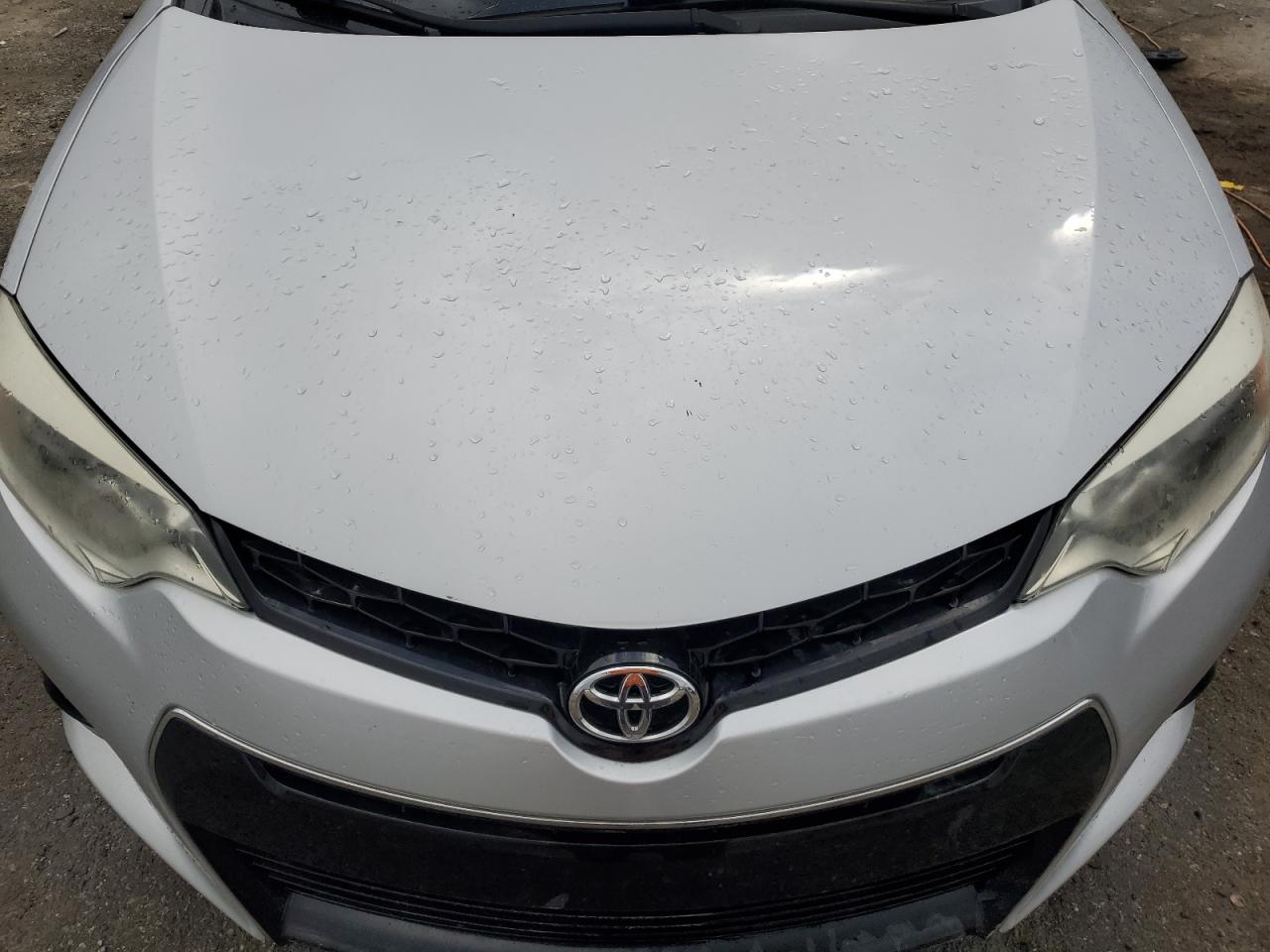 2015 Toyota Corolla L VIN: 5YFBURHE4FP256979 Lot: 86133885