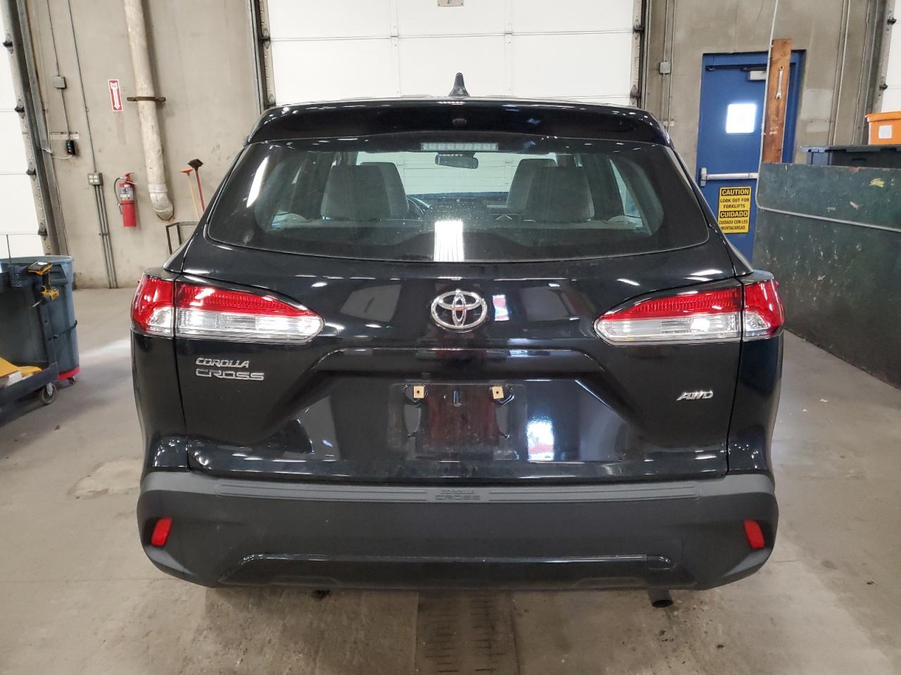 2023 Toyota Corolla Cross L VIN: 7MUAAABG7PV055849 Lot: 87197595