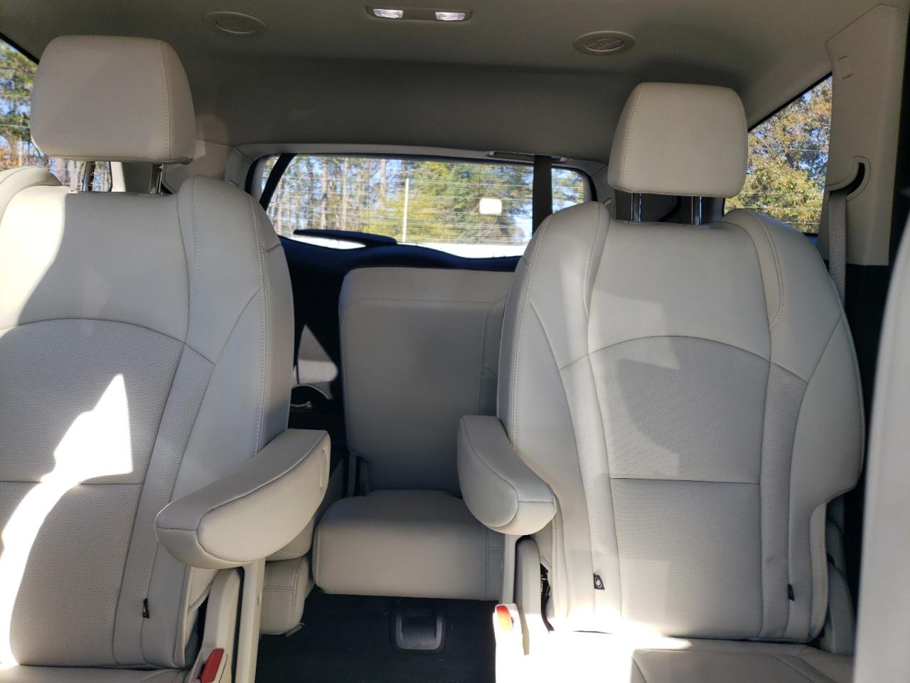 2022 Buick Enclave Premium VIN: 5GAEVBKW6NJ181936 Lot: 90059325