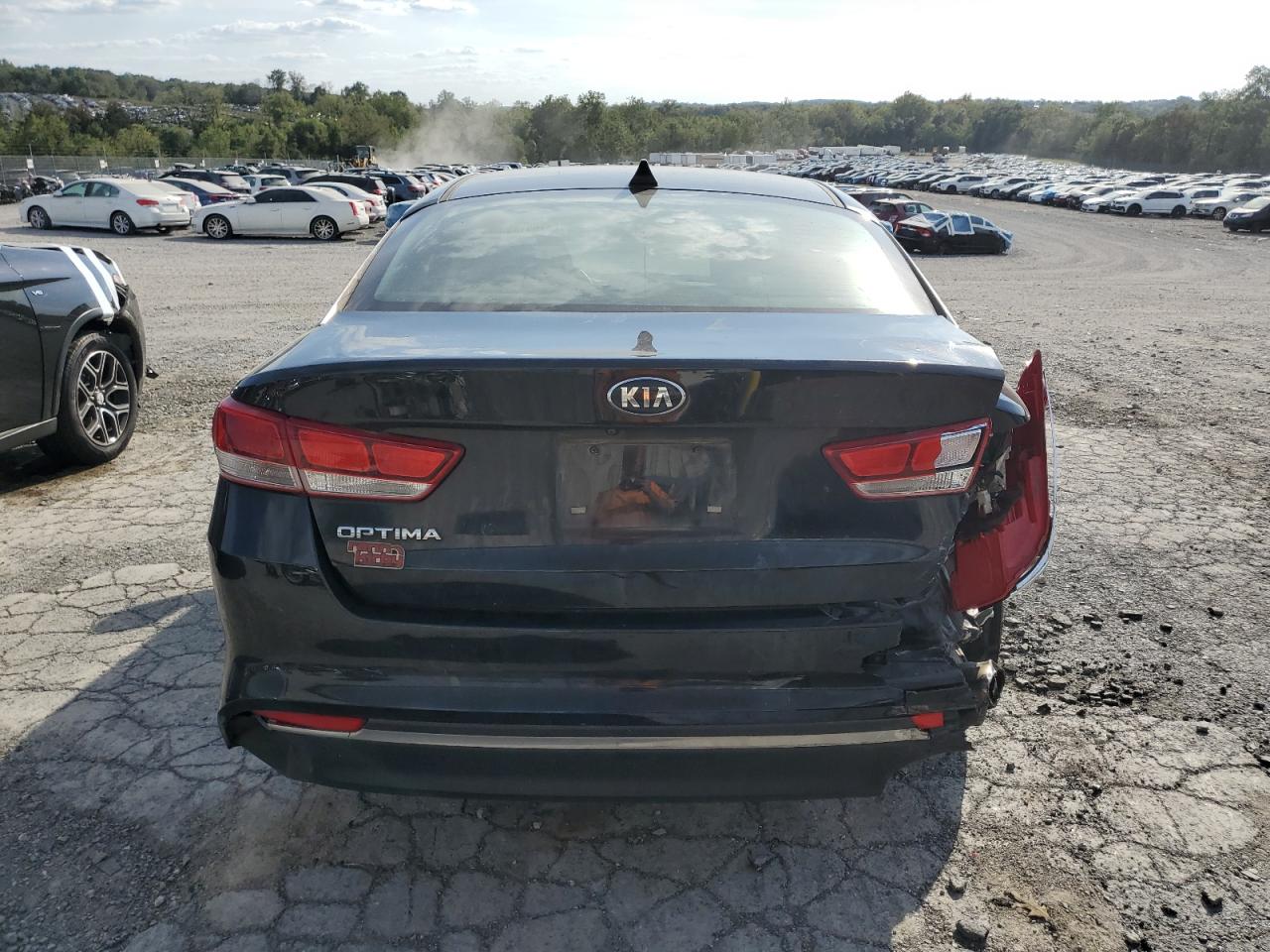 2017 Kia Optima Lx VIN: 5XXGT4L39HG124491 Lot: 84769185