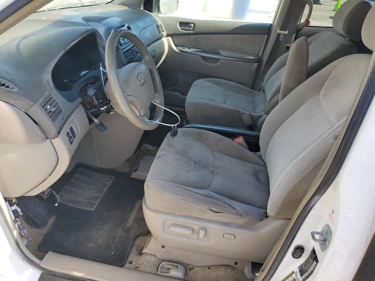 2008 Toyota Sienna Ce VIN: 5TDZK23C18S105206 Lot: 86142755