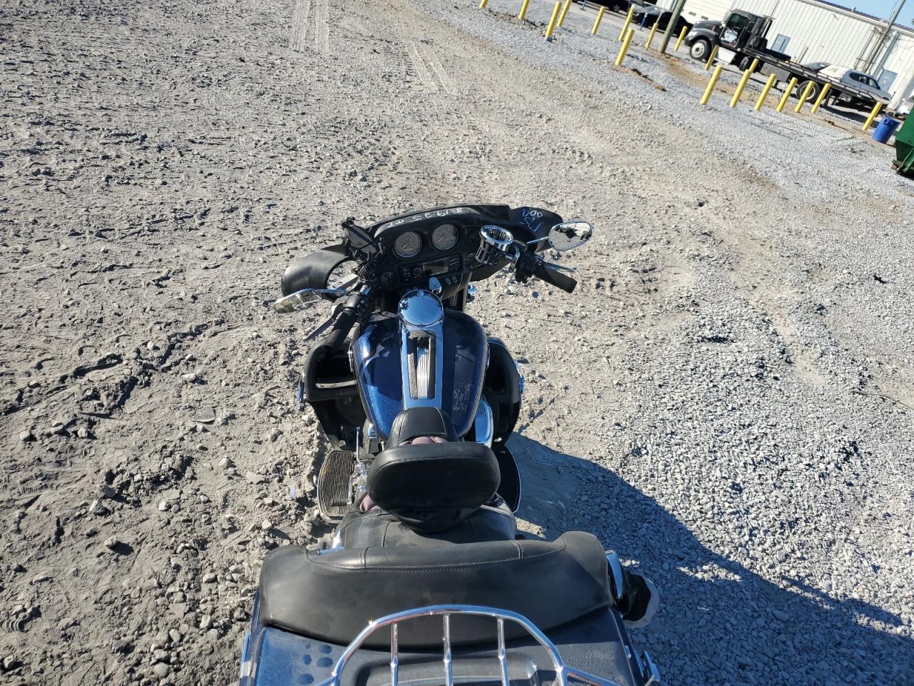 2013 Harley-Davidson Flhtcu Ultra Classic Electra Glide VIN: 1HD1FCM10DB665075 Lot: 86787125