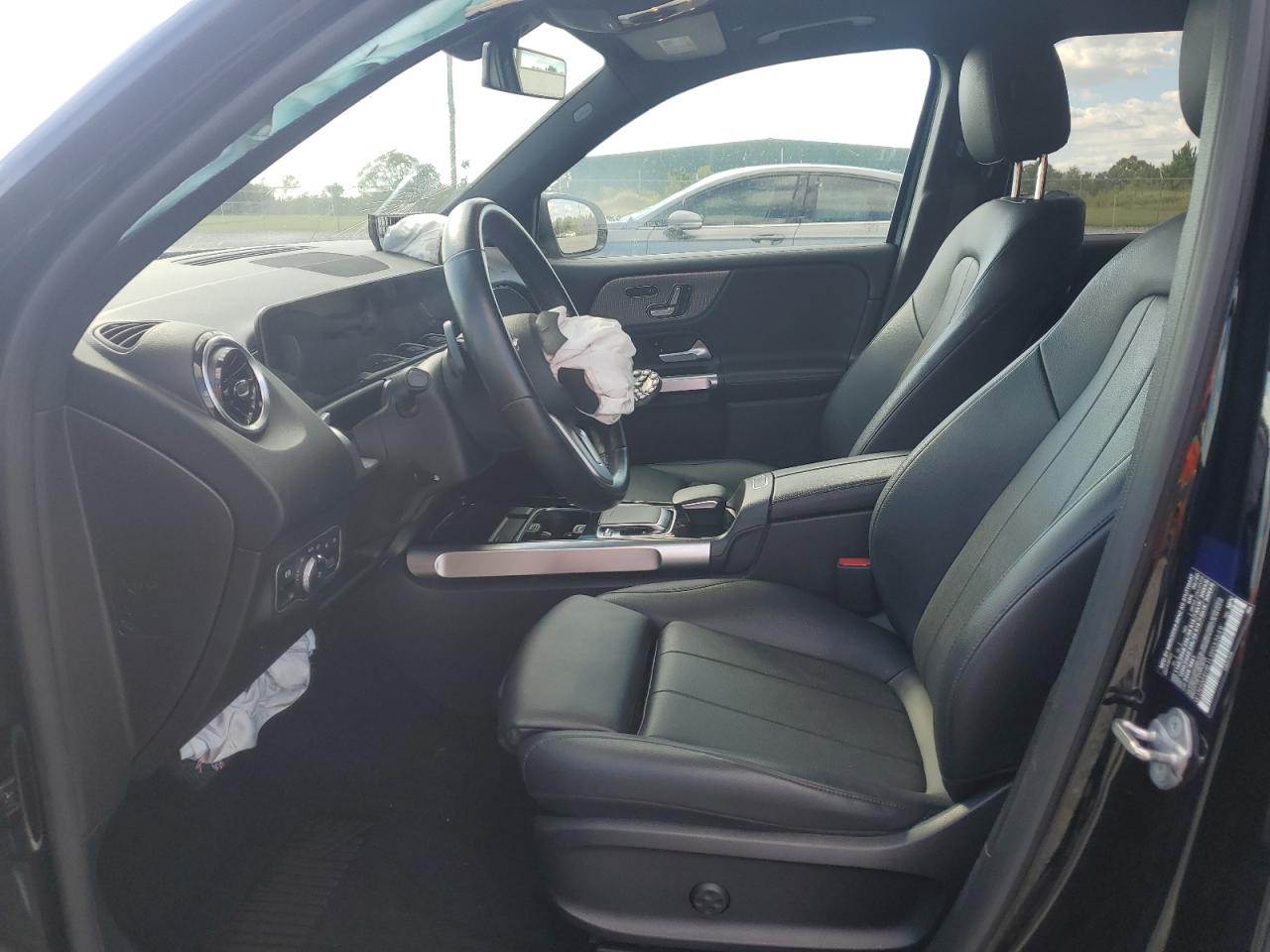 Фото: W1N4M4HB1LW033649