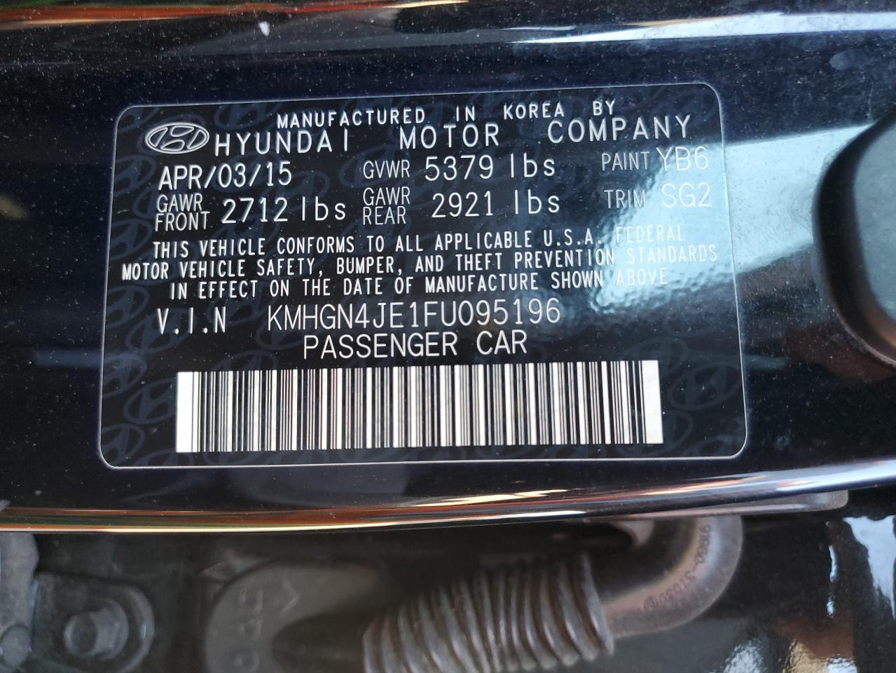 2015 Hyundai Genesis 3.8L VIN: KMHGN4JE1FU095196 Lot: 82528465