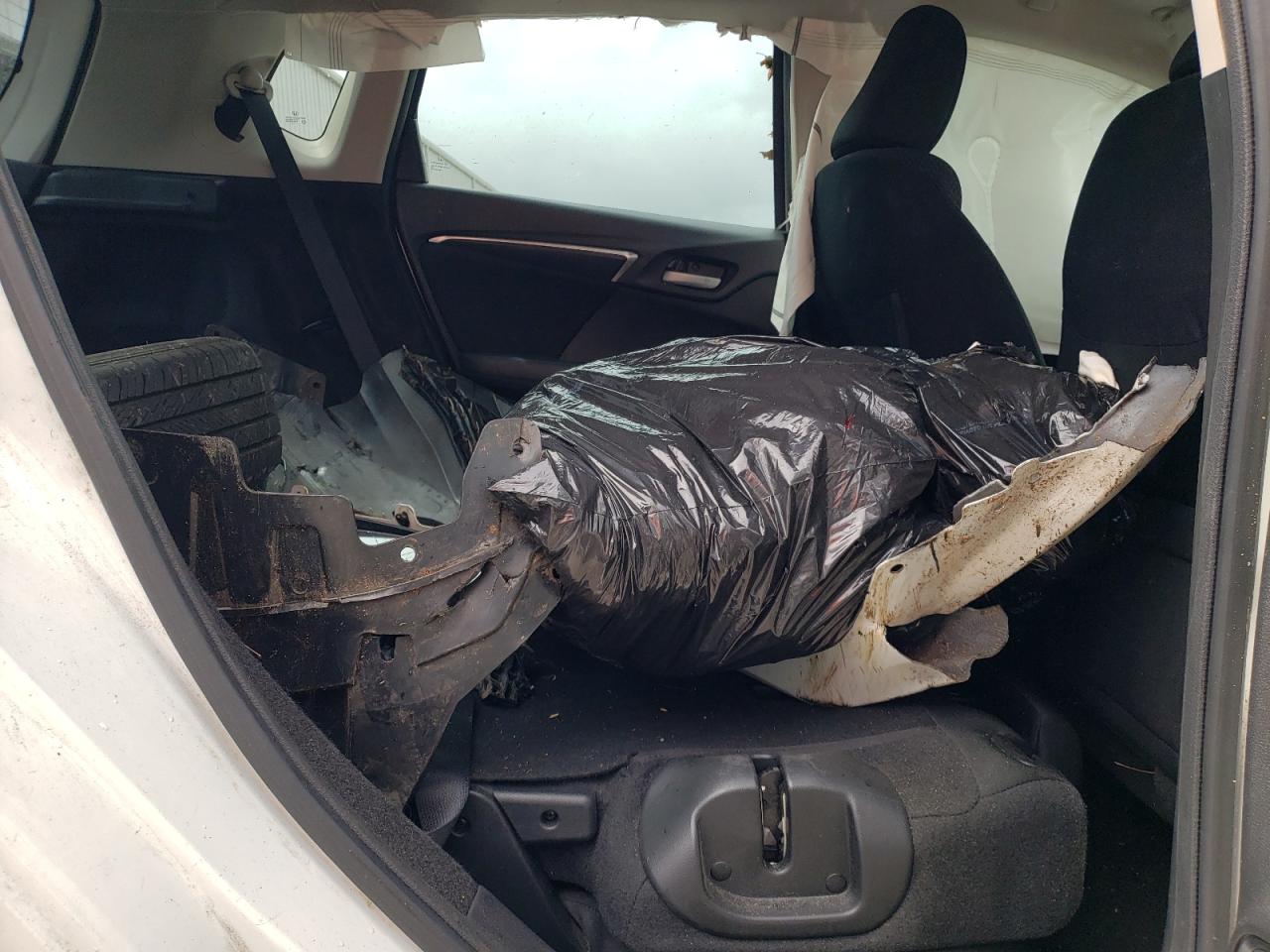 2018 Honda Fit Lx VIN: 3HGGK5H45JM736171 Lot: 85872275