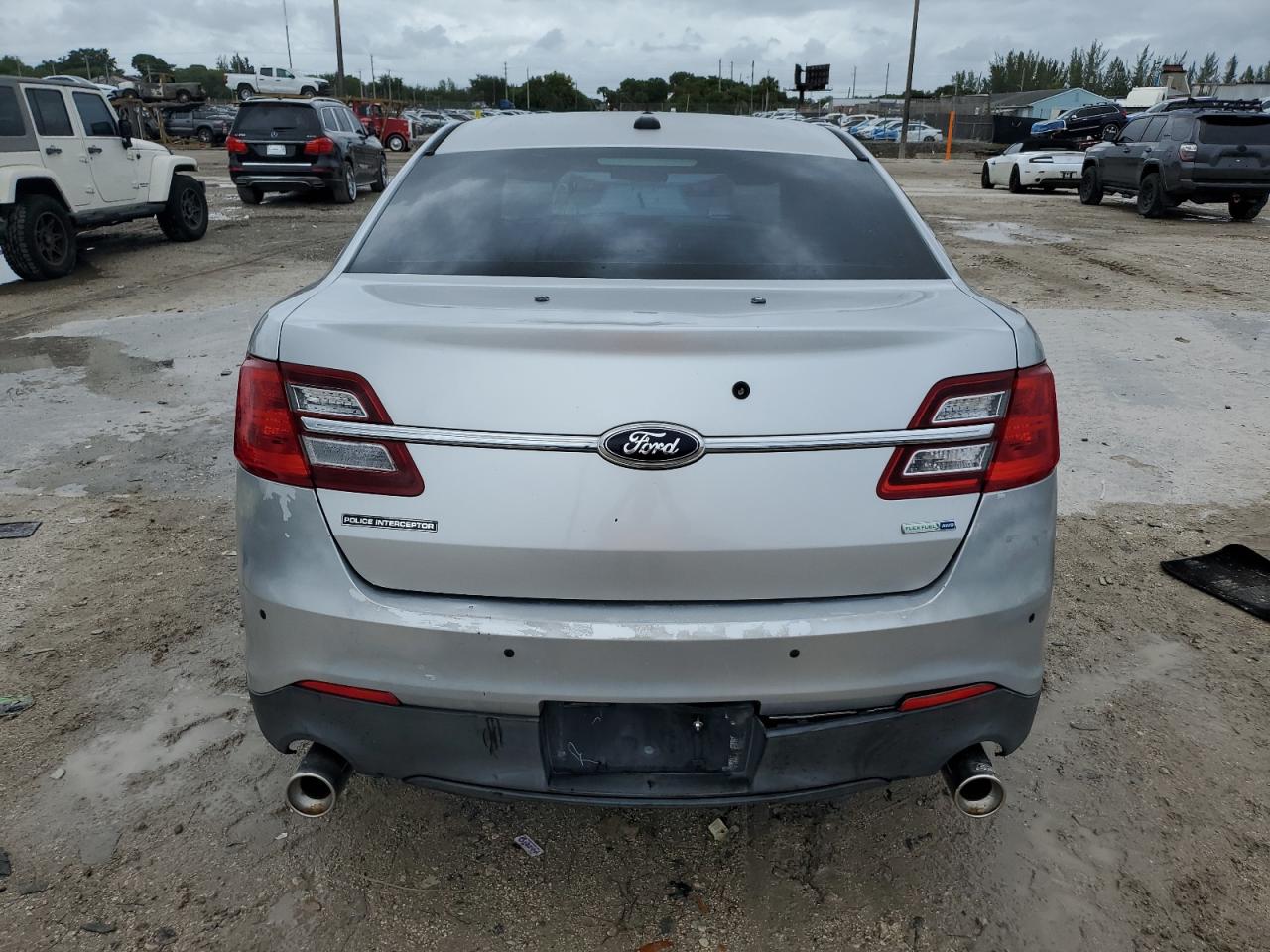 2013 Ford Taurus Police Interceptor VIN: 1FAHP2M87DG202122 Lot: 85699035