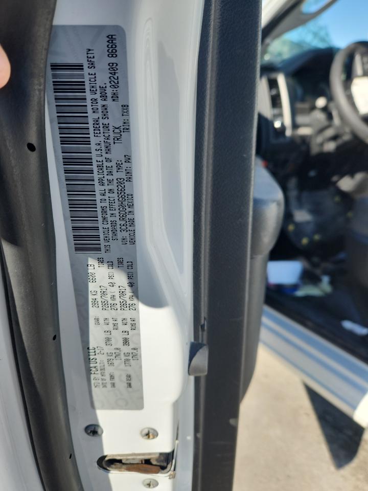 2017 Ram 1500 St VIN: 3C6JR6DG0HG656203 Lot: 84001885