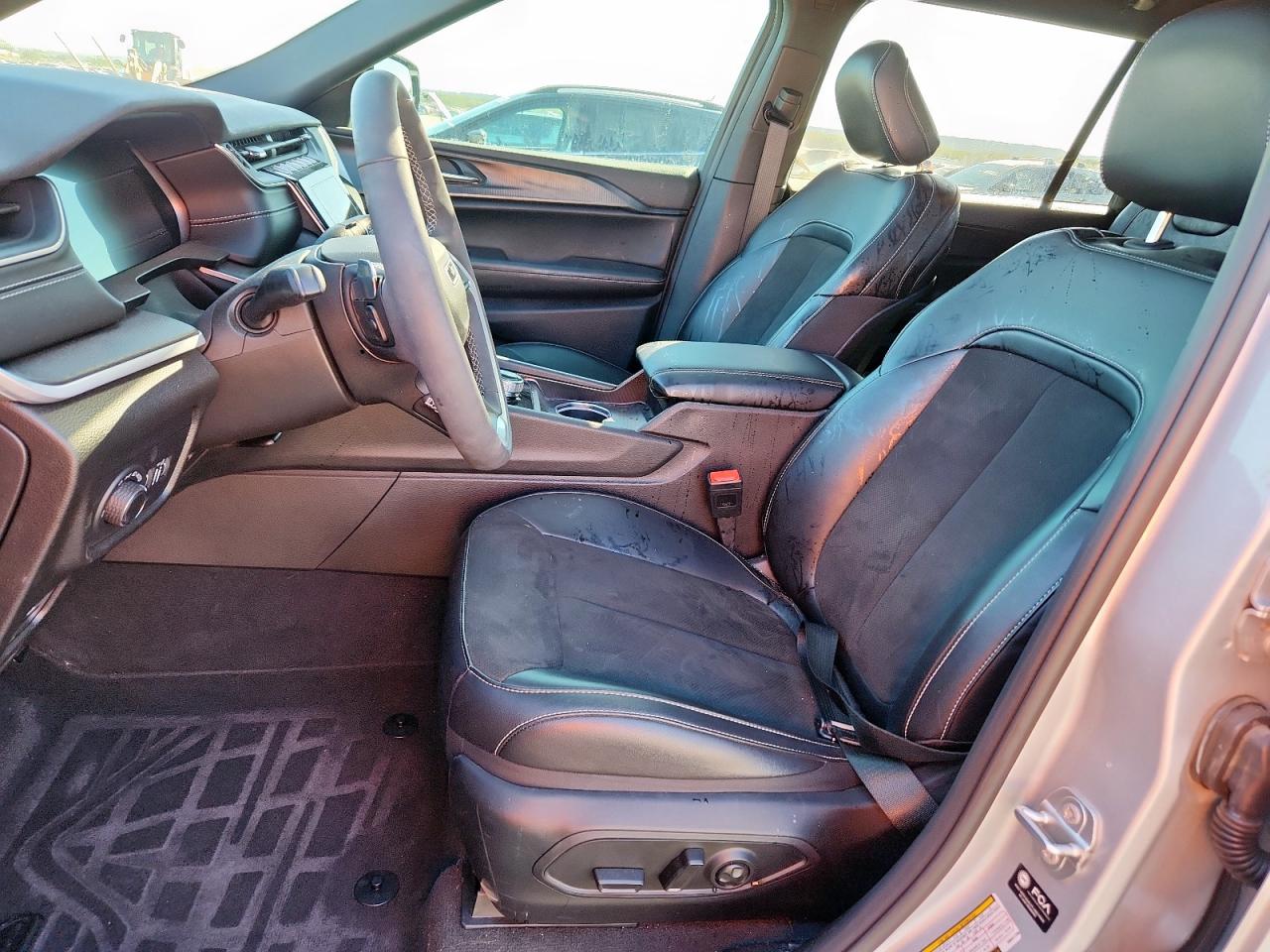 2025 Jeep Grand Cherokee L Laredo VIN: 1C4RJKAG0S8644159 Lot: 86184615