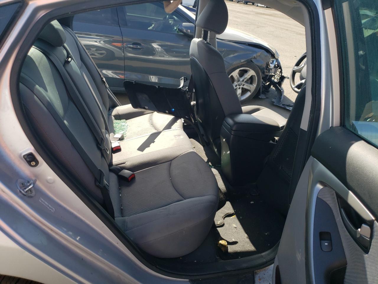 2012 Hyundai Elantra Gls VIN: KMHDH4AE0CU417199 Lot: 82070195