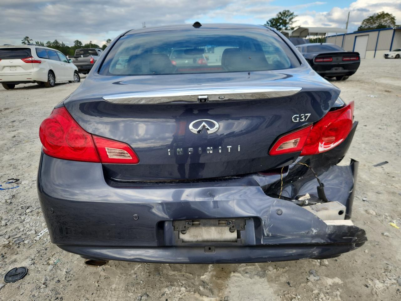 2011 Infiniti G37 Base VIN: JN1CV6AP4BM502134 Lot: 85358915