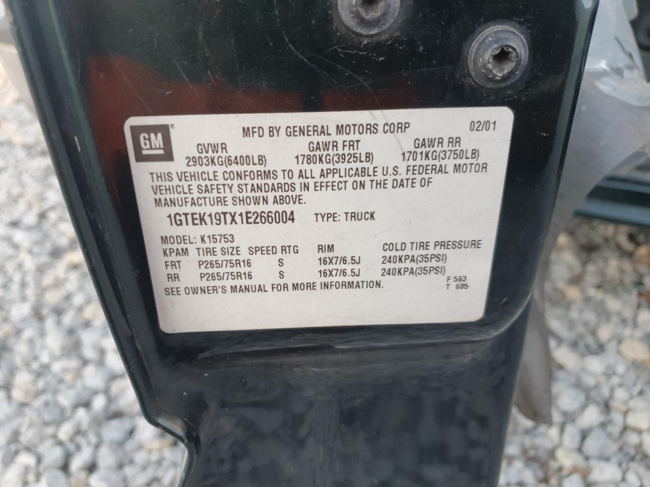 2001 Chevrolet Silverado K1500 VIN: 1GCEK19T71Z222583 Lot: 85822925