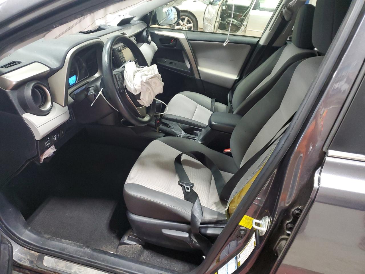 2015 Toyota Rav4 Le VIN: JTMBFREV8FJ022864 Lot: 86643765