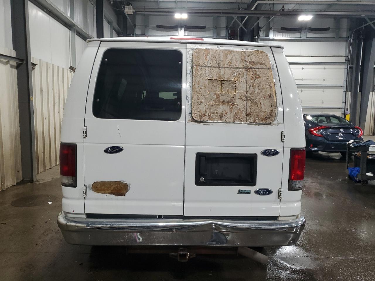 2012 Ford Econoline E350 Super Duty Wagon VIN: 1FBNE3BL1CDB00271 Lot: 86870205