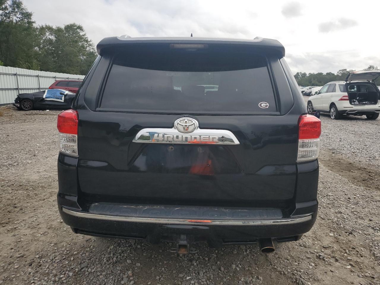 2010 Toyota 4Runner Sr5 VIN: JTEBU5JR3A5010044 Lot: 82217015
