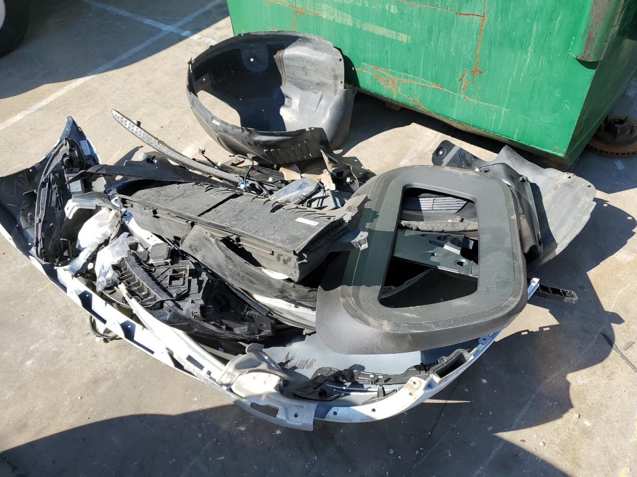 2023 Tesla Model Y VIN: 7SAYGDEE0PF834732 Lot: 85883095