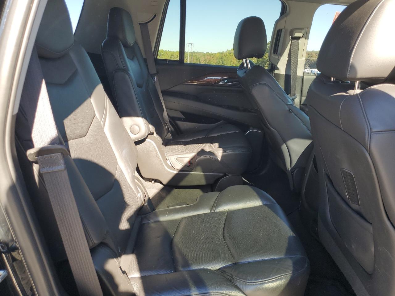 2019 Cadillac Escalade Luxury VIN: 1GYS4BKJ4KR361500 Lot: 89624815