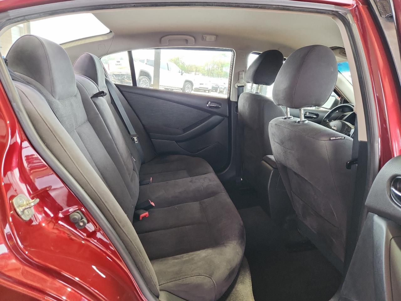 2011 Nissan Altima Base VIN: 1N4AL2AP8BN470615 Lot: 89547655