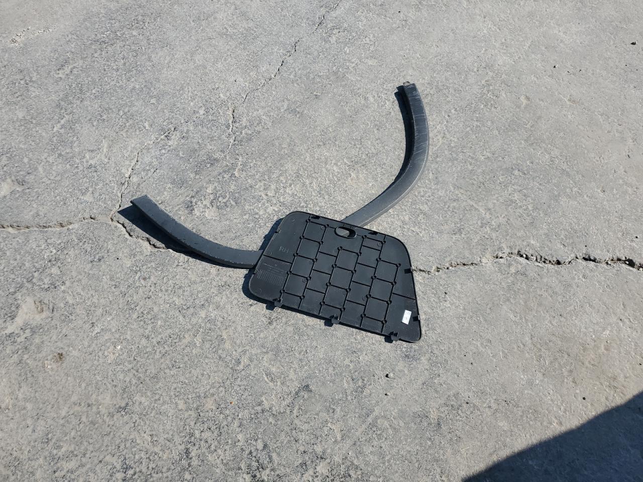 2020 Chevrolet Trax Ls VIN: KL7CJKSB7LB353863 Lot: 82219665