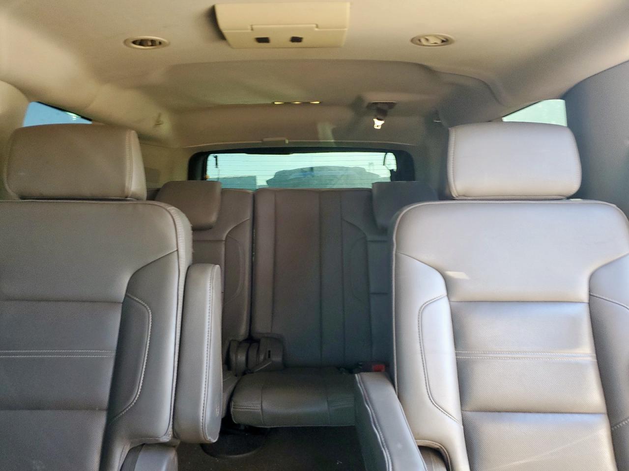 2015 GMC Yukon Xl Denali VIN: 1GKS2JKJ3FR632935 Lot: 90396765