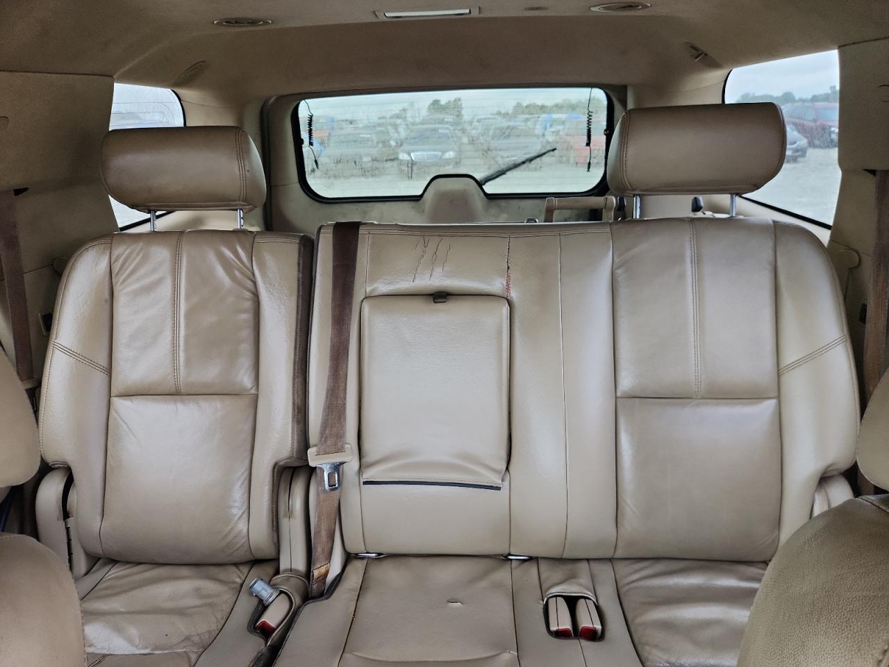 2010 Chevrolet Tahoe C1500 Lt VIN: 1GNUCBE06AR159512 Lot: 82294845